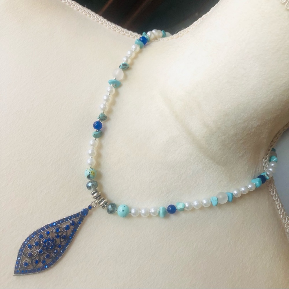 Handcrafted royal blue raindrop pendant Czech glass Pearl stone necklace